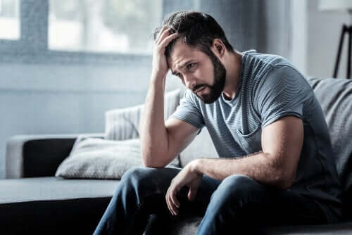 Homem cansado