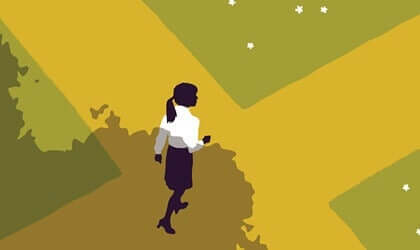 Mulher escolhendo entre caminhos