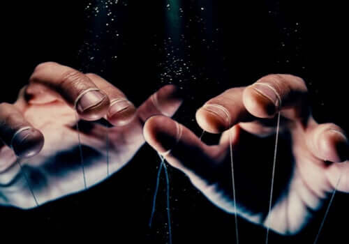 Manipular a mente humana