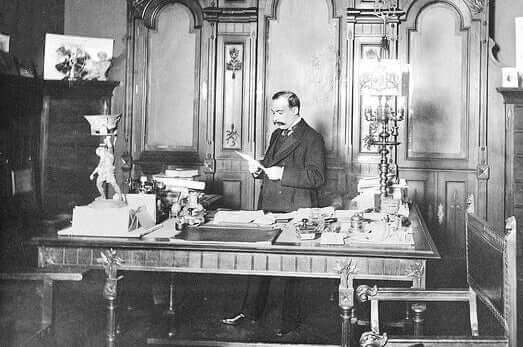 A biografia de Torcuato Luca de Tena