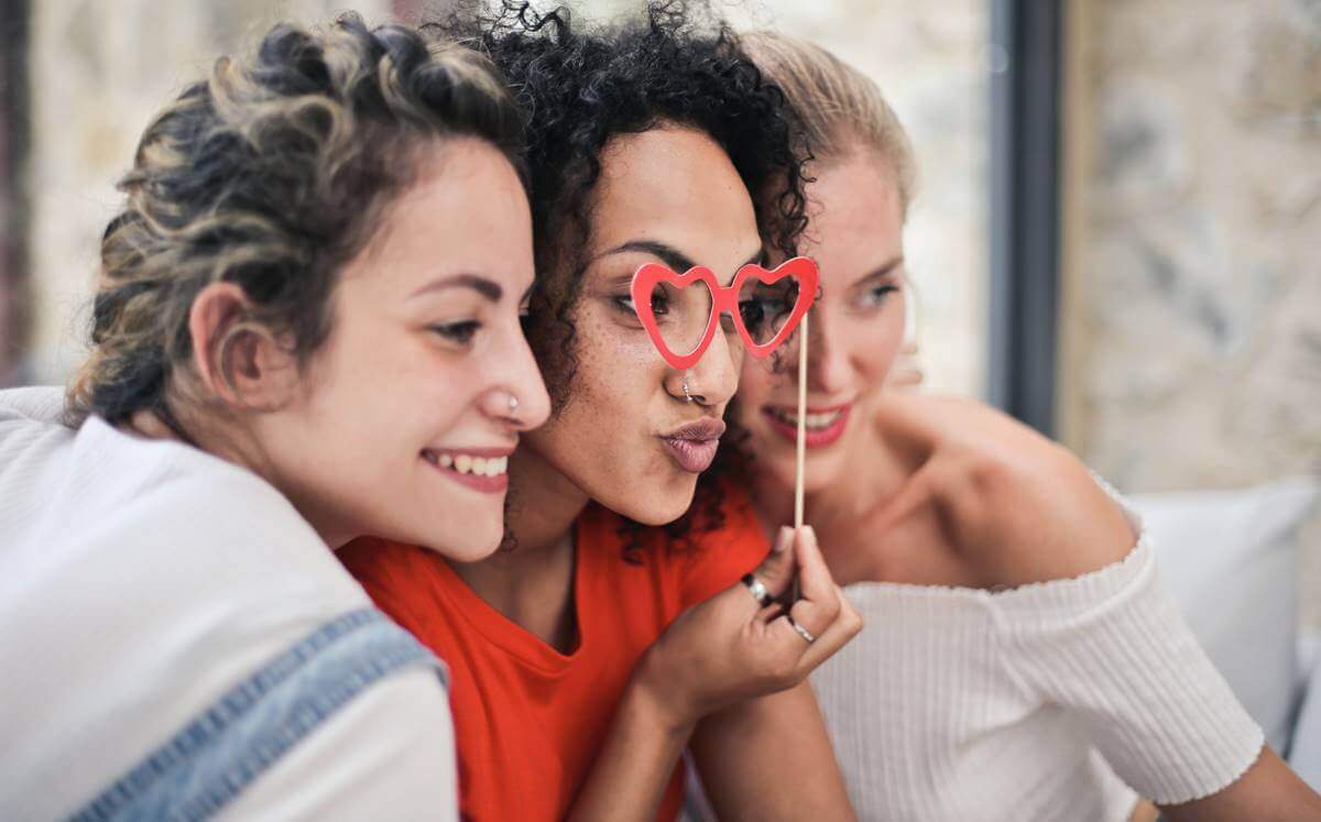 É possível viver sem amigos?