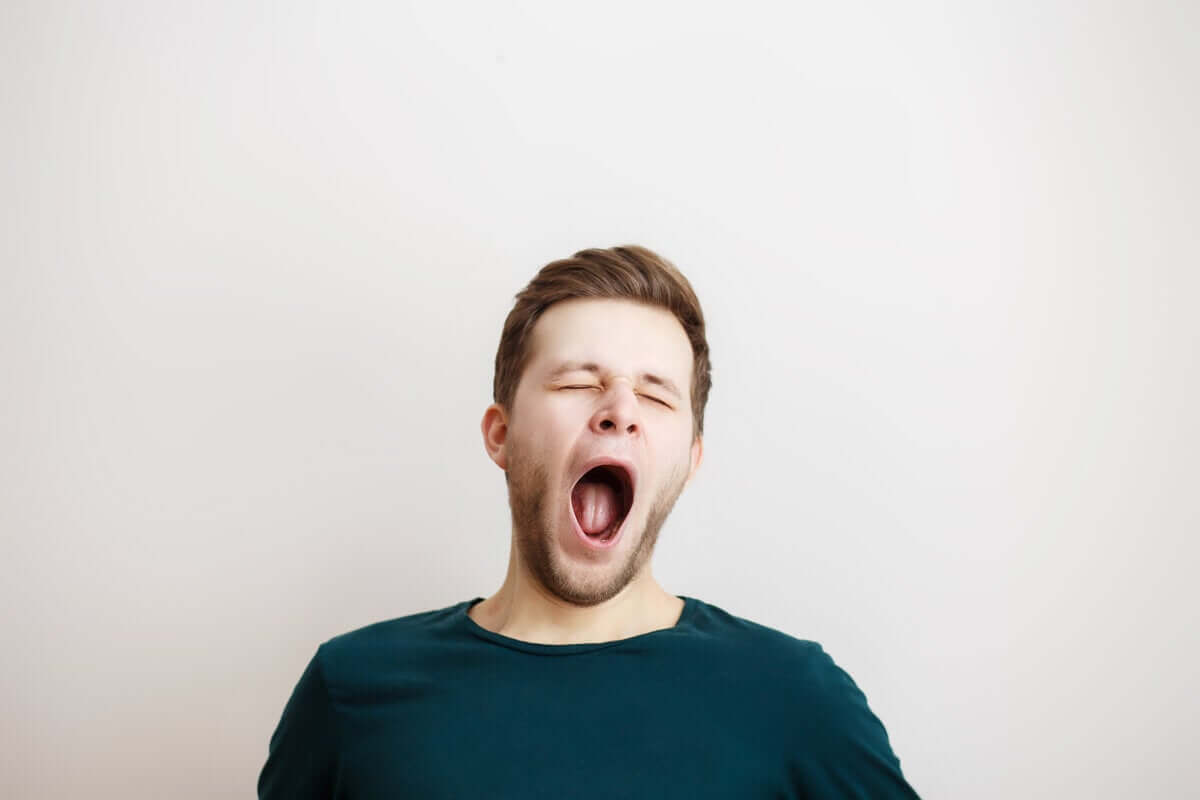 Por que o bocejo é contagioso?