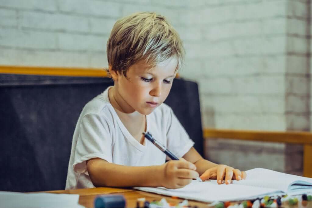 Diferenças entre gênios e superdotados