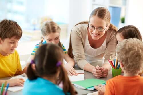 Por que o conceito de andaime é tão importante na educação?