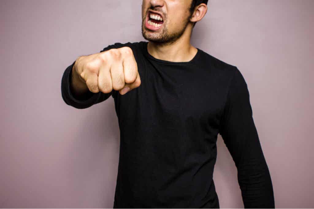Homem violento