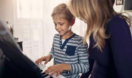 Benefícios da musicoterapia para crianças com autismo