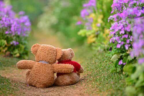 Ursinhos abraçados com gratidão