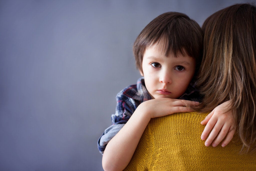 Filho âncora, quando os pais amarram emocionalmente uma criança