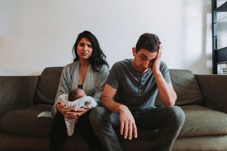 Crise no casamento após o primeiro filho: causas e soluções