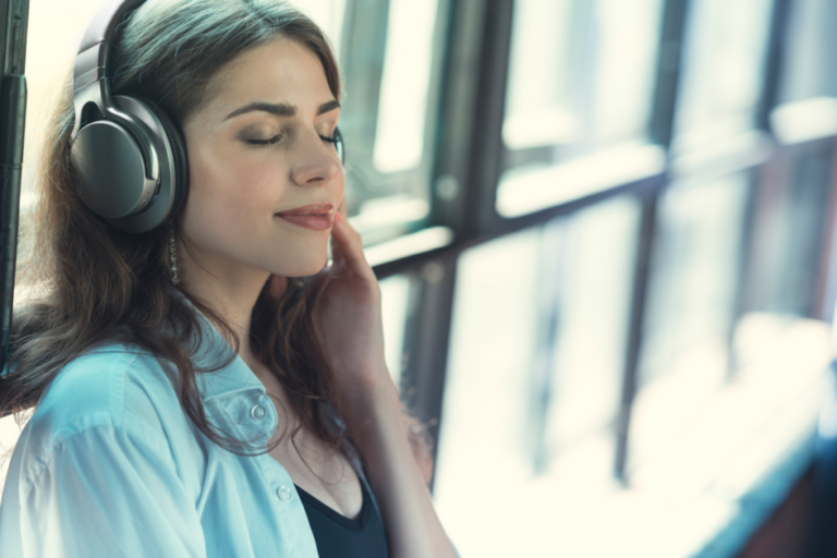 De acordo com um estudo, sua música favorita melhora a plasticidade do seu cérebro